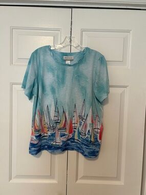 Alfred Dunner Light Blue Sailboat Print Short Sleeve Blouse
